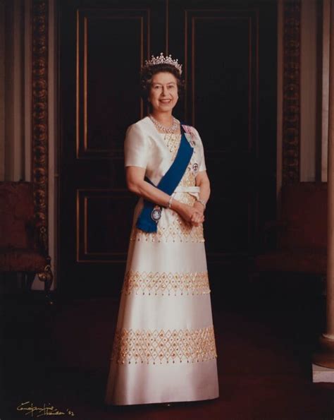Npg P1530 Queen Elizabeth Ii Portrait National Portrait Gallery