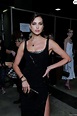 Irina Shayk - Backstage du défilé de mode Versace collection Automne ...