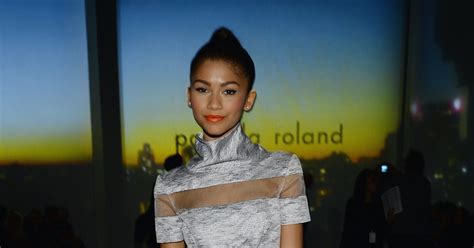 Zendaya Coleman Is Winning Fashion Weeks Front Row And Shes Only 17