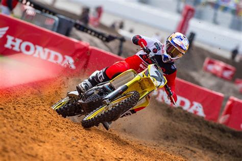 The yoshimura suzuki team announced that neither james stewart nor blake blaggett will compete in this saturday's monster energy ama supercross after retiring from the race with vision problems in oakland, we encouraged james to undergo further testing and make sure he is 100 percent healthy. James Stewart In, Christophe Pourcel Out for Santa Clara ...