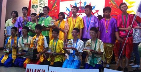 Jul 25, 2021 · น้องเทนนิส นักเตะสาวนักกีฬาเทควันโด คว้าเหรียญทองโอลิมปิกให้คนไทย คุณพ่อสุดปลื้ม พร้อมบอกว่า ยกเป็นชัยชนะของคนไทยทั้ง. นร.ไทยคว้า 10 เหรียญทองคณิตศาสตร์โอลิมปิก