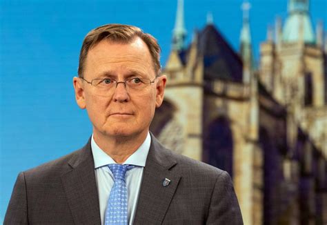 März 2020 erneut ministerpräsident des freistaates thüringen, zuvor amtierte er vom 5. Bild zu: Dritter Wahlgang bei Wahl des Thüringer ...