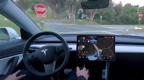 10 downloads 250 views 251kb size. Tesla Memulai Peluncuran Full Self-Driving Beta, Begini ...