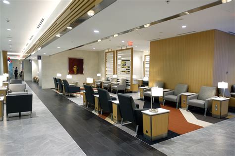 A Look Inside American Airlines New Mia Flagship Lounge The Points Guy