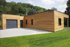 Le tarif d'un plaquiste professionnel avec fourniture est alors estimé entre 30 et 40 euros le m2 pour ce type de projet. Prix maison en bois 100m2 - maison parallele