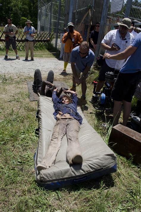 The Walking Dead Season 4 Behind The Scenes The Walking Dead