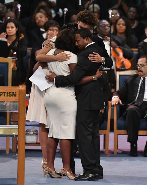 The williams brothers and vanessa bell armstrong. PHOTOS: Aretha Franklin's Soul Celebrated At Funeral : NPR