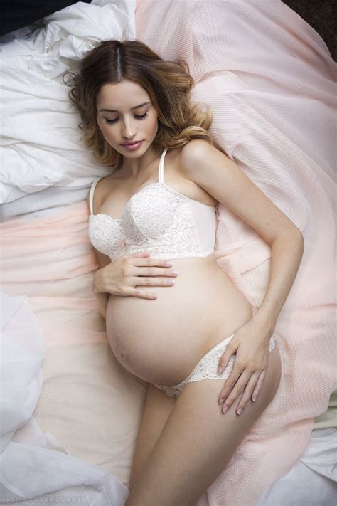 Maternity Portrait Pregnant Women Pregnant Belly Pregnant Model