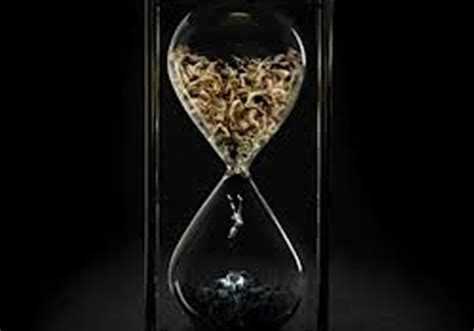 The Human Hourglass Pubblicità Progresso
