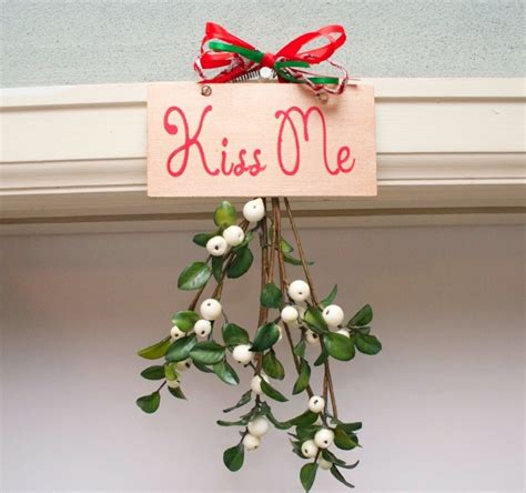 Mistletoe The Evolution Of A Favorite Christmas Tradition Pretend