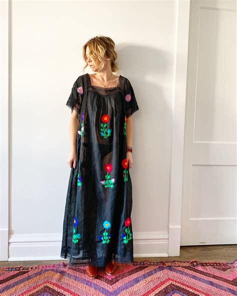 vintage embroidered mexican kaftan mexican maxi dress embroiderd black dress