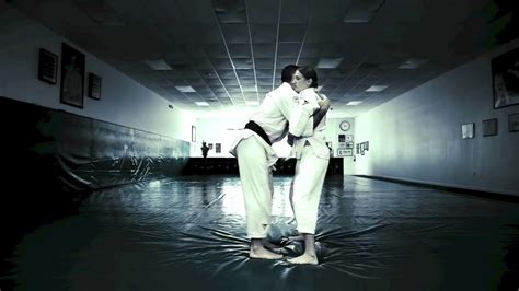 Gracie Jiu Jitsu Self Defense For Women Youtube