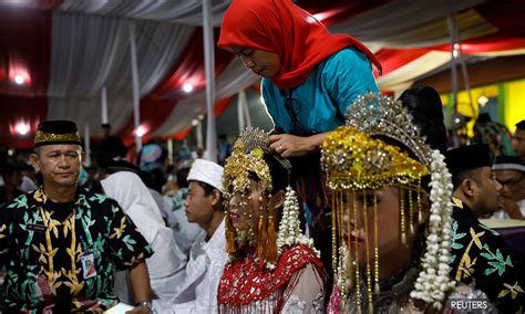 Millions May Risk Jail As Indonesia To Outlaw Sex Outside Marriage