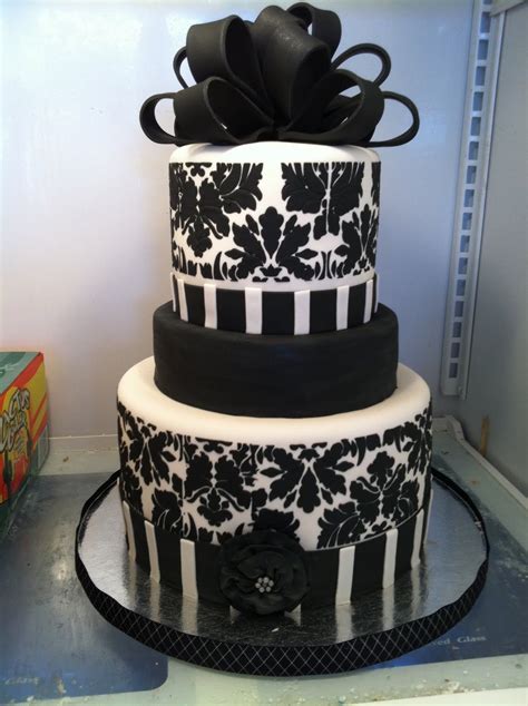 Black Cakes Fondant Cake Designs Cake Design Black White Cakes