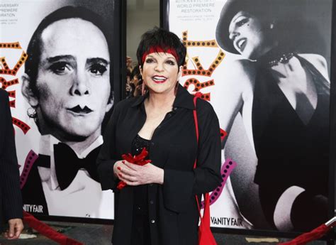 Liza Minnelli Recalls How Perfect Mother Judy Garland Helped Her Beat