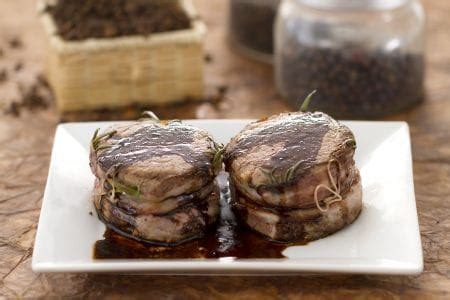 Check spelling or type a new query. Ricetta Medaglioni di filetto all'aceto balsamico - La ...