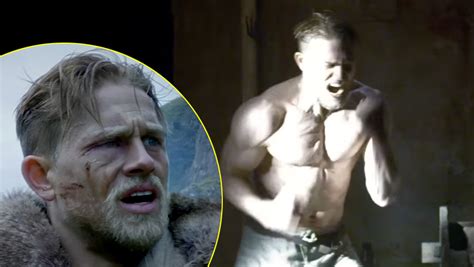 Charlie Hunnams Muscles Are Ripped In Final King Arthur Trailer Charlie Hunnam Eric Bana