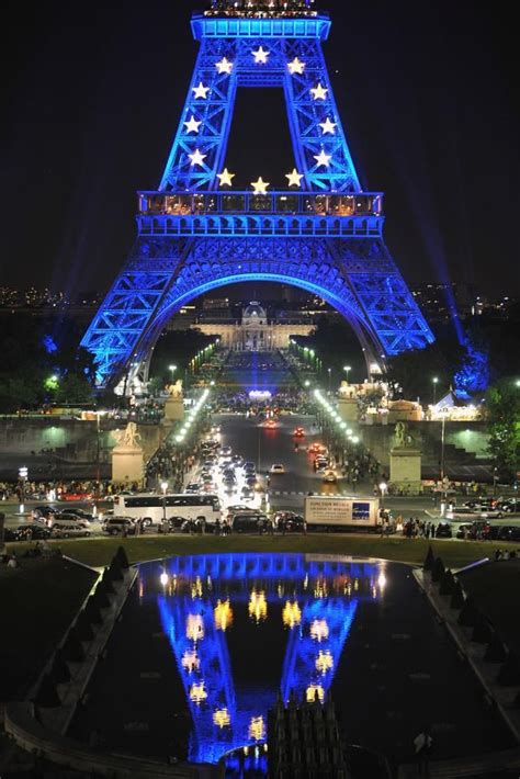 In Pictures The Amazing History Of Paris Eiffel Tower Paris Tour