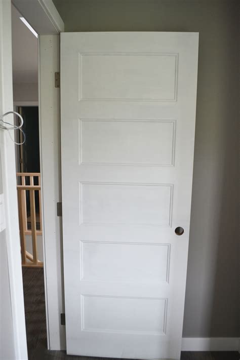 How To Eliminate Brush Strokes When Painting A Door - I Painted My Front Door And It Looks Terrible