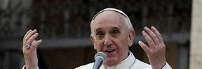 Papa Francesco, oggi compie 77 anni: messaggi d'auguri in tutte le ...