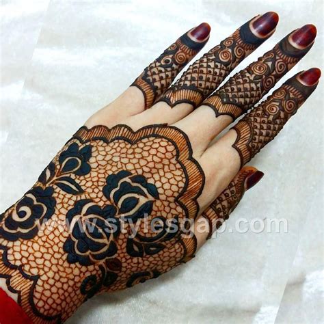 Mehndi designs latest 2019 is mehndi offline application to help those females who don't know latest and new trending mehndi mehndi design latest 2019 have collect indian mehndi design 2019 latest bridal mehndi design latest mehndi designs henna latest. Latest Arabic Mehndi Designs Henna Trends 2018-2019 Collection