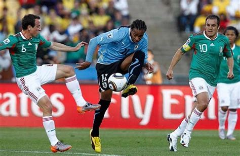 México aficionados de la ciudad de méxico tras el gol de tshabalala. Piedra OnLine: Uruguay derrota a México y ambos avanzan a ...