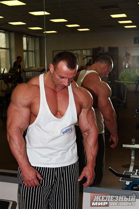 Muscle Lover Belarusian Bodybuilder Alexey Shabunya Photo Shoot 2012