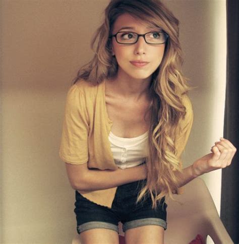 Glasses Really Do Work With Some Girls She Is So Cute Cute Glasses