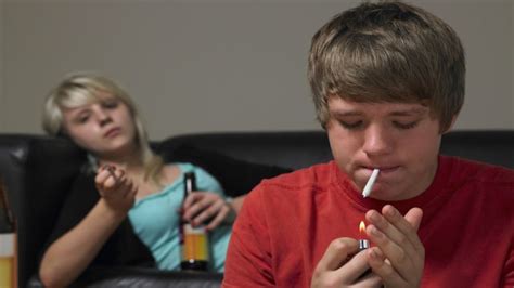Seventeen Percent Of High Schoolers Are Drunk Or Stoned During School