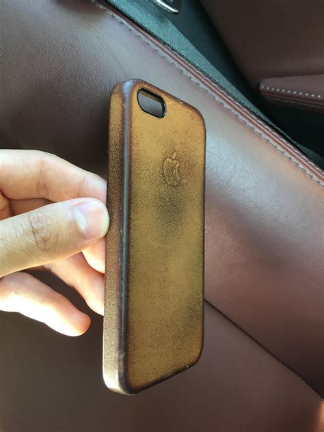 My Iphone Se Saddle Brown Leather Case After 2 Years Mine Did Not Age