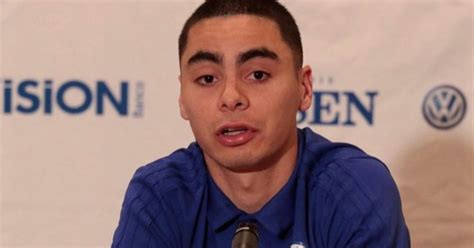 Miguel almiron brings so much to the party for both newcastle and paraguay. Almirón: "Paraguay no tiene un Messi o Cristiano ...