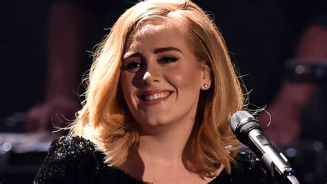 Adele Surprises Fans With Short Wonderful Haircut At X Factor Uk