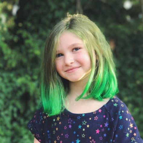 If you are wanting to dye your hair but are having trouble picking a color, do this quiz or just take the quiz for fun. Hair Dye Gone Wrong Green