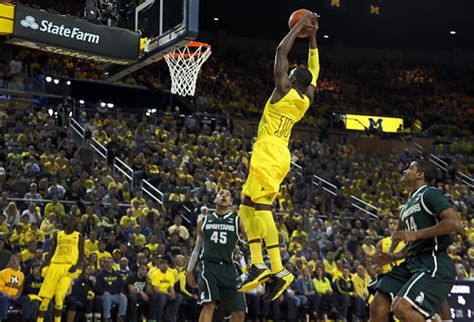 twice as sweet michigan and michigan state both make the sweet sixteen michigan in pictures