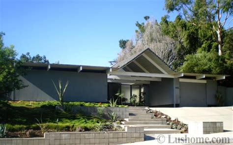 Mid Century Modern House Exteriors Distinct Roof Design For Natural