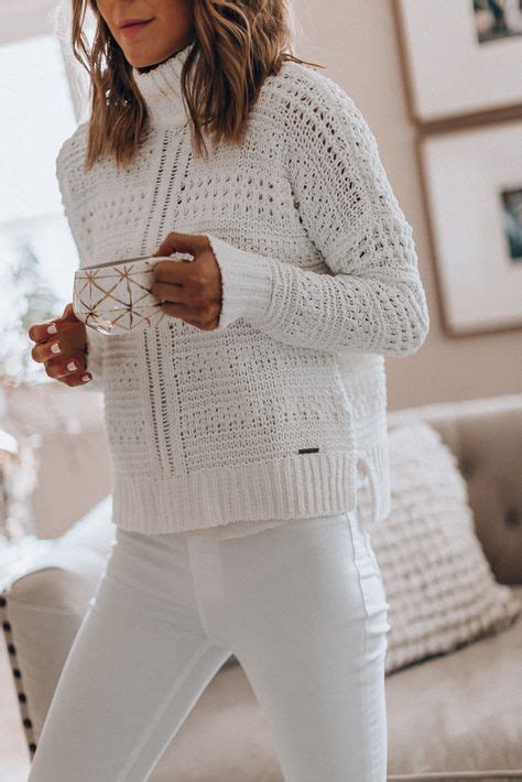 Cozy Ways To Wear White Jeans In Winter How To Wear White Jeans