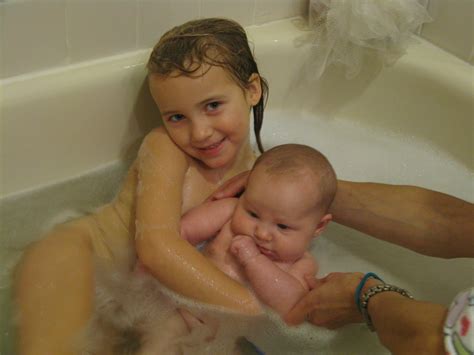 Mom Bath Together