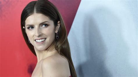 Why Anna Kendrick Is The ‘most Dangerous Celebrity On The Internet