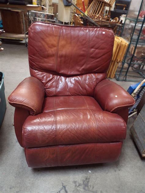 Sold Price Red Leather Recliner Invalid Date Mst