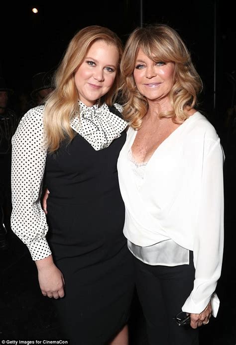Amy Schumer And Goldie Hawn Promote New Comedy Snatched Daily Mail Online