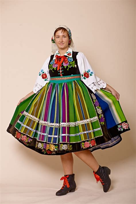 Regional Costumes From Łowicz Poland [source] Polish Folk Costumes Polskie Stroje Ludowe