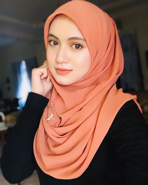 Asyiqin Khairi Malay Beautiful Hijaber Setahunbaru Wanita Cantik Wanita Hijab Chic