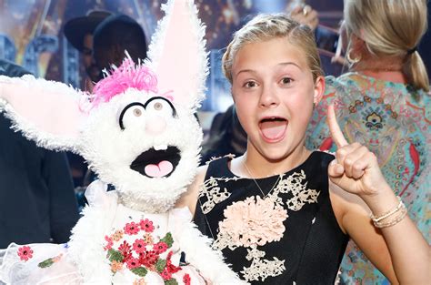 Darci Lynne Farmer 12 Year Old Ventriloquist Wins Americas Got