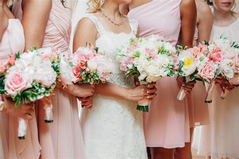 25 Breathtaking Wedding Bouquets Youll Want To Steal