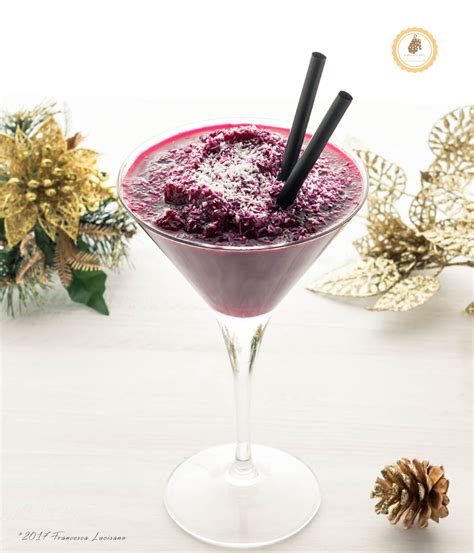 E spesso è così, perché per fare dei buoni cocktail analcolici servono fantasia e prodotti freschissimi, di prima scelta. Cocktail analcolico di Natale | Ricetta ed ingredienti dei ...