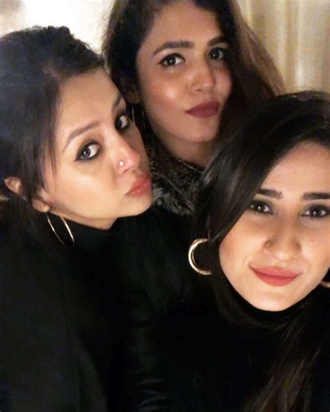 Ms Dhoni S Wife Sakshi Shares Fun Pictures From Her Birthday Party The Etimes Photogallery Page 26