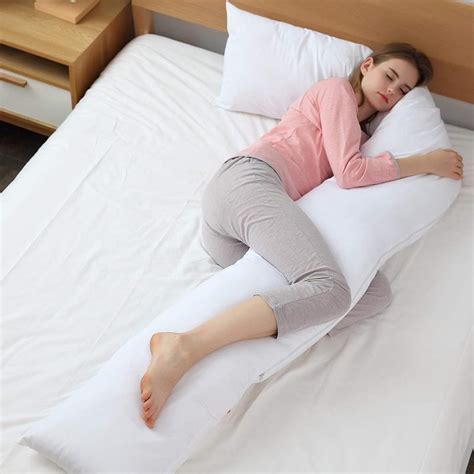 Best Body Pillow Reviews For Better Posture And Comfort 2019 Picks