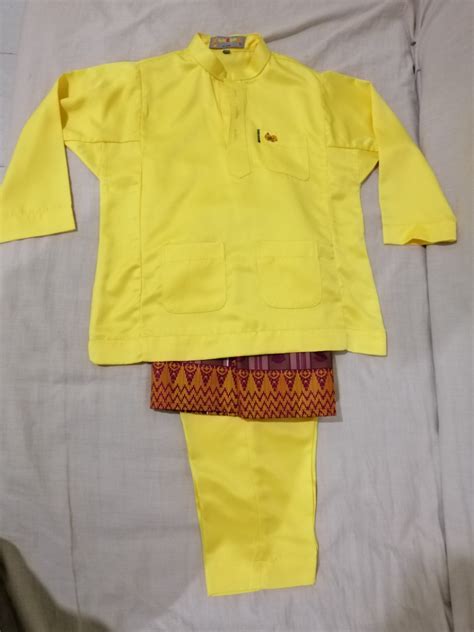 Anda bisa menyimpan gambar ini ke pc atau gadget lain secara gratis. 20+ Trend Terbaru Upin Ipin Pakai Baju Melayu - Lamaz ...