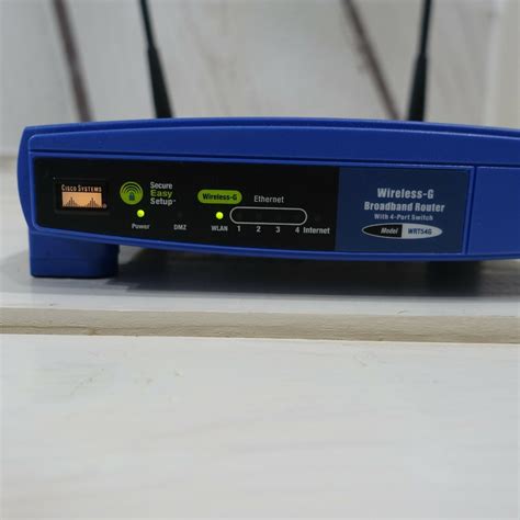 Linksys Wrt54gs 54 Mbps 4 Port 10100 Wireless G Router 24 Ghz