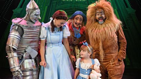Dorothy Carpenter Meets Cast Of The Wizard Of Oz